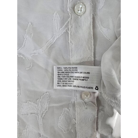 Ava & Viv Size 2X Semi-sheer White with Floral Embroidered White Flowers Sleevel - Picture 4 of 6